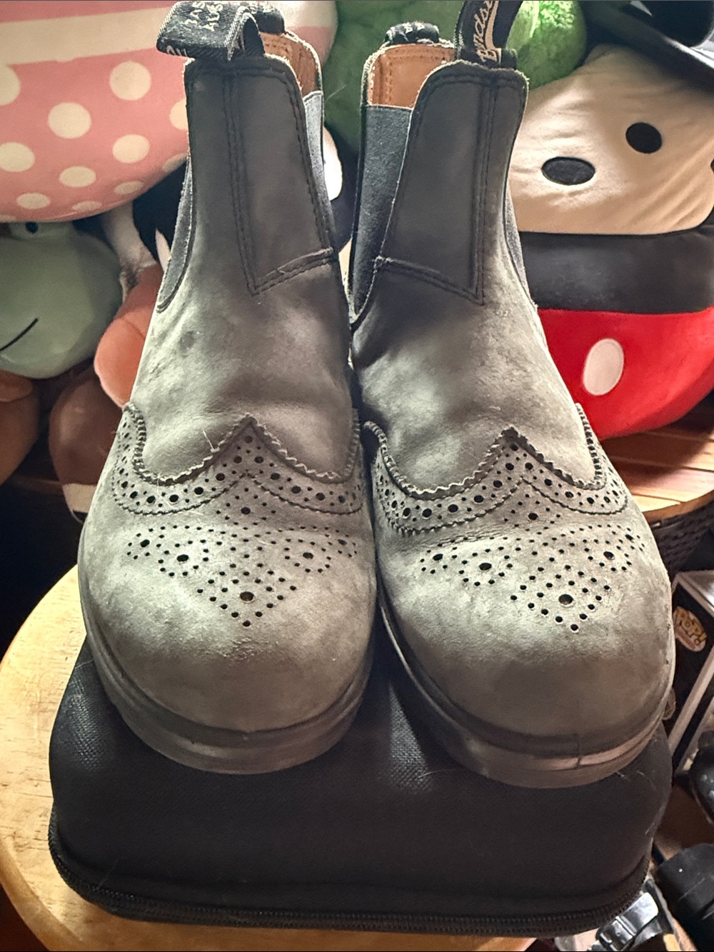 Blundstone Gray Suede Wingtip Chelsea Boots